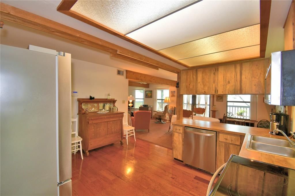 待售: $499,000 (3 贝兹, 2 浴室, 1680 平方英尺)