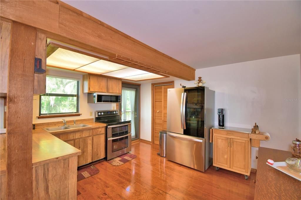 待售: $499,000 (3 贝兹, 2 浴室, 1680 平方英尺)