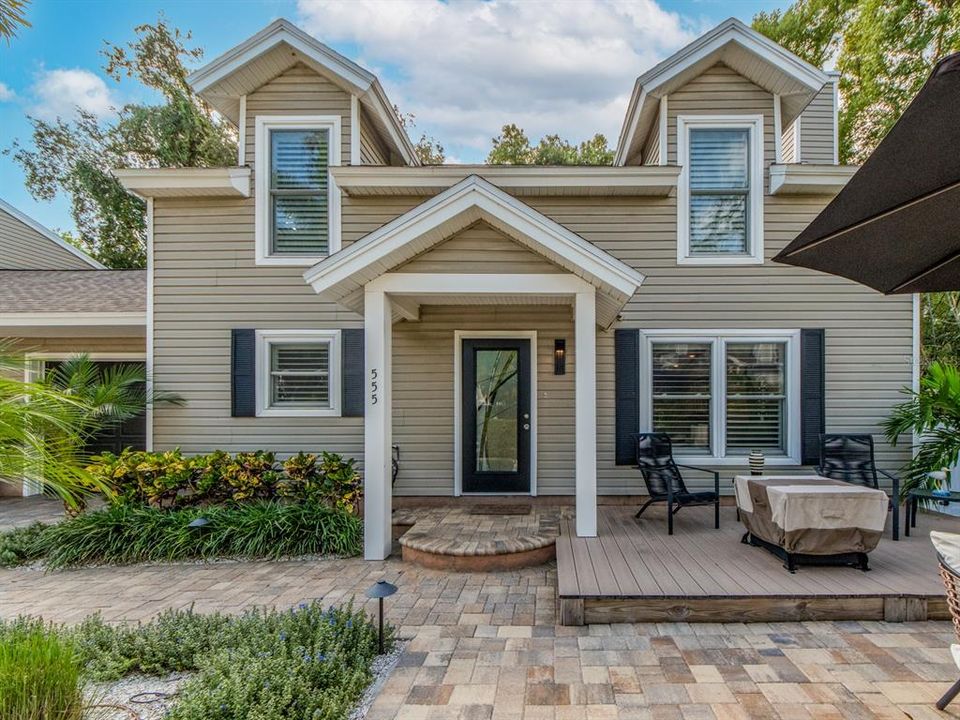 For Rent: $4,000 (3 beds, 2 baths, 1750 Square Feet)