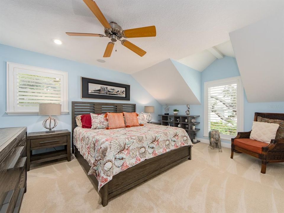 For Rent: $4,000 (3 beds, 2 baths, 1750 Square Feet)