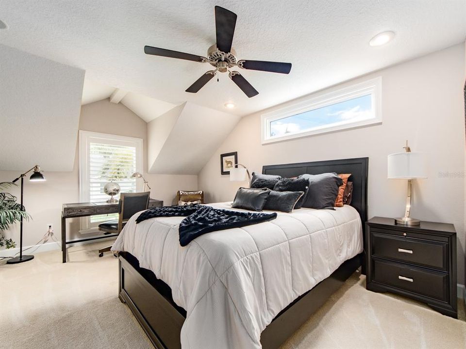 For Rent: $4,000 (3 beds, 2 baths, 1750 Square Feet)