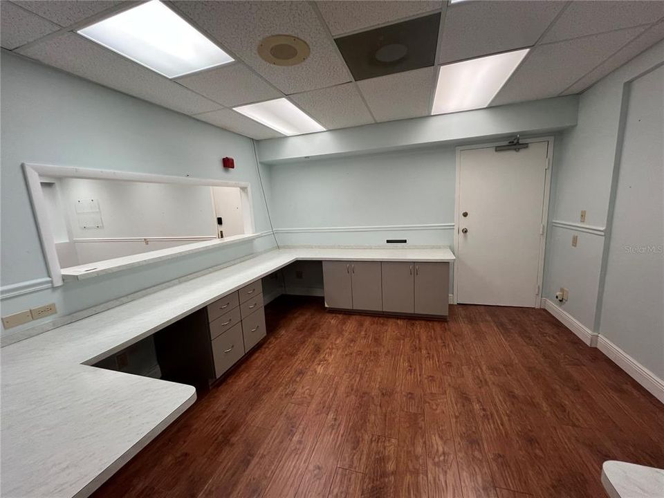 En Venta: $299,000 (0 camas, 0 baños, 1209 Pies cuadrados)