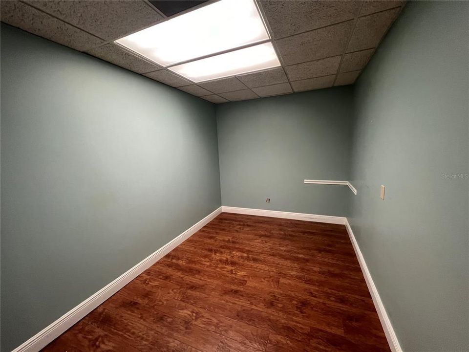 En Venta: $299,000 (0 camas, 0 baños, 1209 Pies cuadrados)