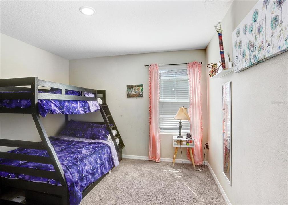 For Rent: $3,500 (5 beds, 3 baths, 2453 Square Feet)