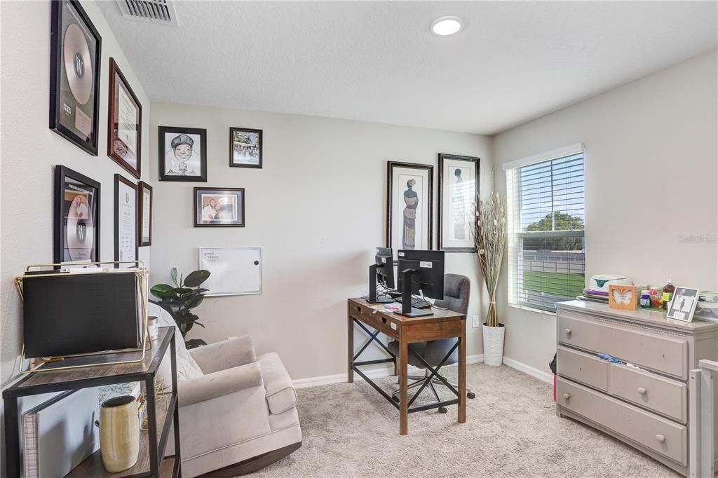 For Rent: $3,500 (5 beds, 3 baths, 2453 Square Feet)