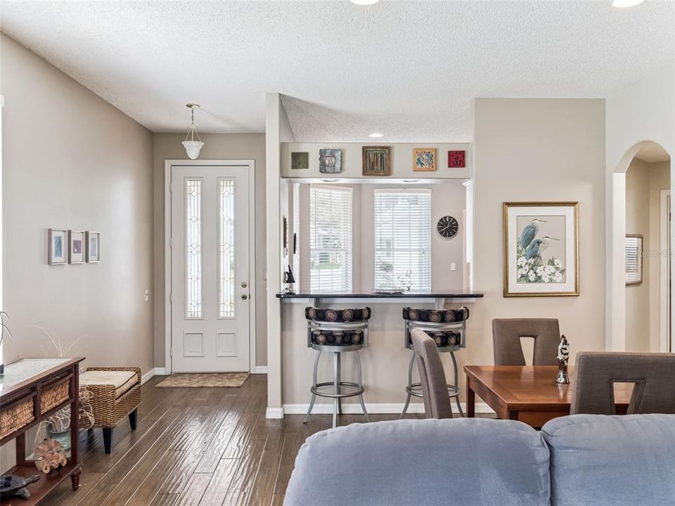 For Sale: $291,600 (3 beds, 2 baths, 1469 Square Feet)