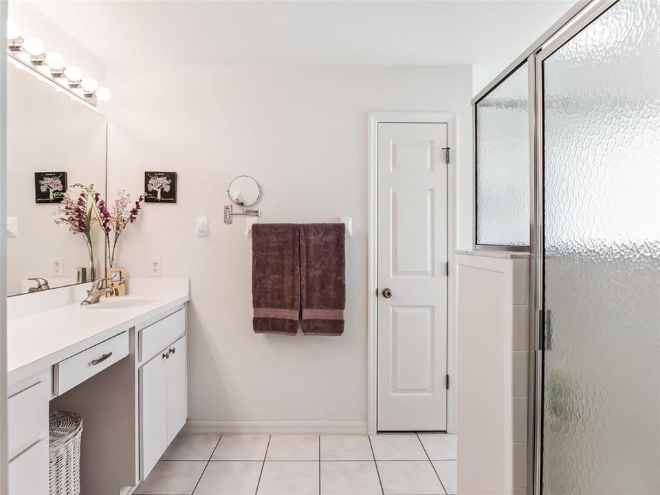 For Sale: $291,600 (3 beds, 2 baths, 1469 Square Feet)