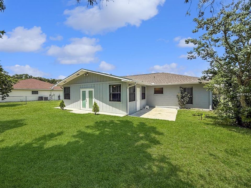 Active With Contract: $349,900 (3 beds, 2 baths, 1838 Square Feet)