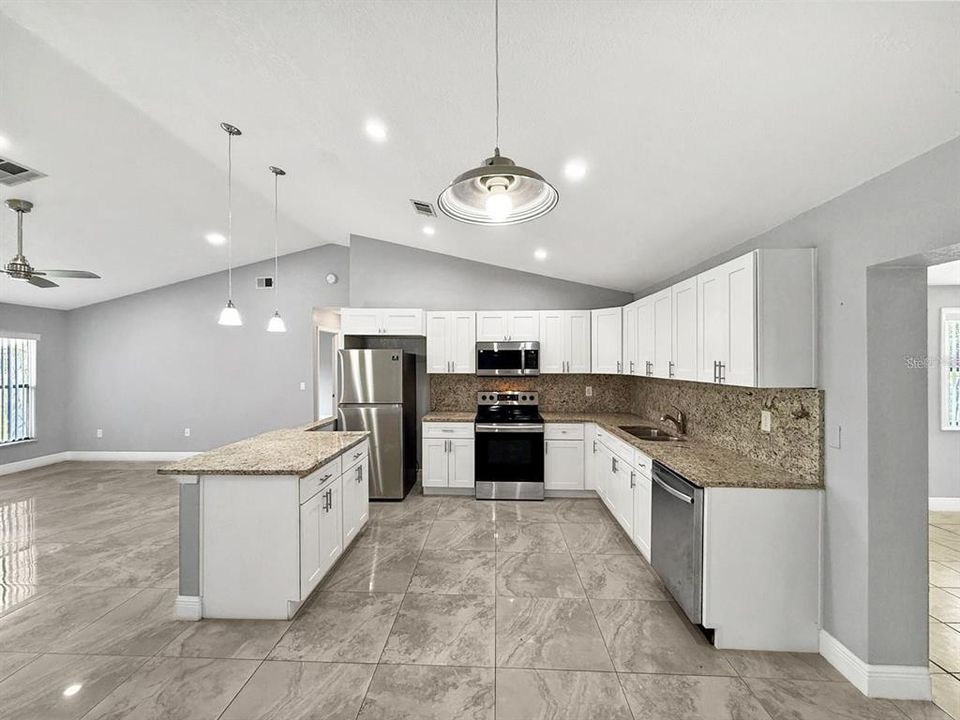 Active With Contract: $349,900 (3 beds, 2 baths, 1838 Square Feet)