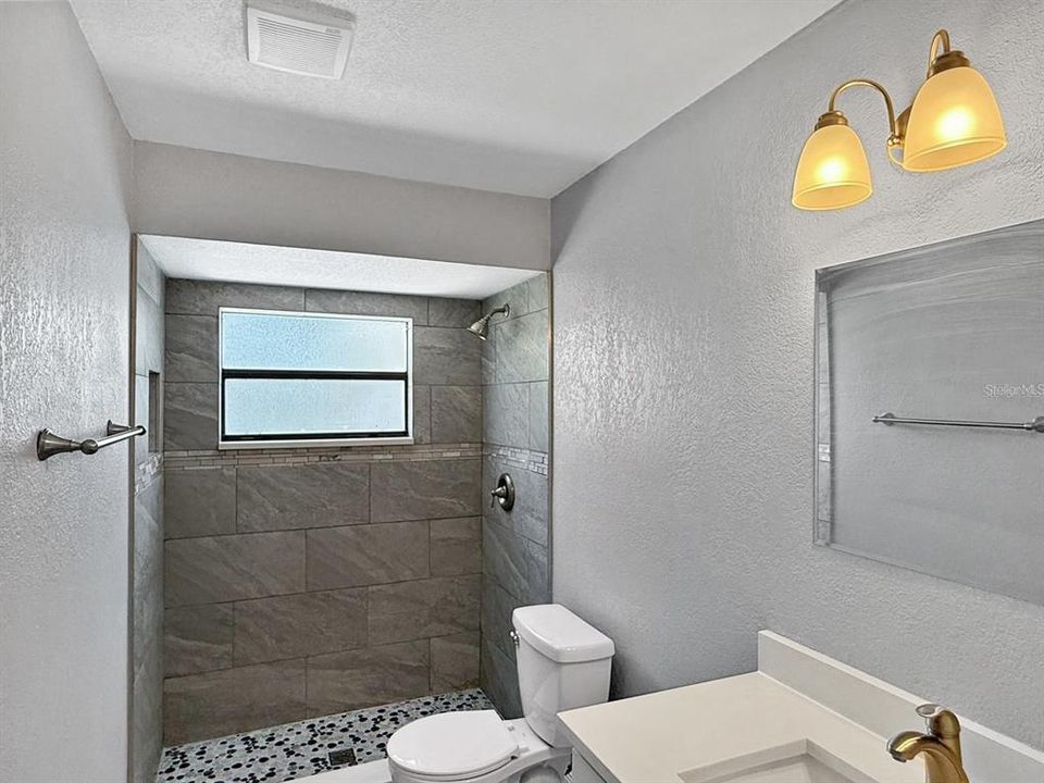 Active With Contract: $349,900 (3 beds, 2 baths, 1838 Square Feet)