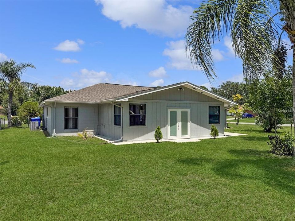 Active With Contract: $349,900 (3 beds, 2 baths, 1838 Square Feet)