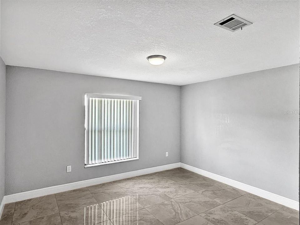 Active With Contract: $349,900 (3 beds, 2 baths, 1838 Square Feet)