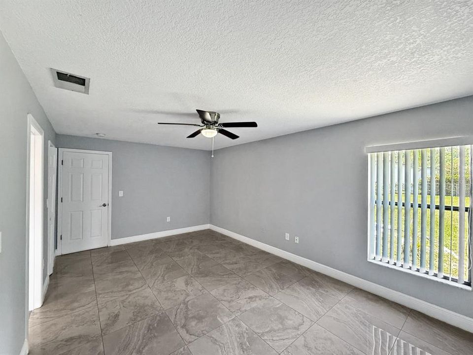 Active With Contract: $349,900 (3 beds, 2 baths, 1838 Square Feet)