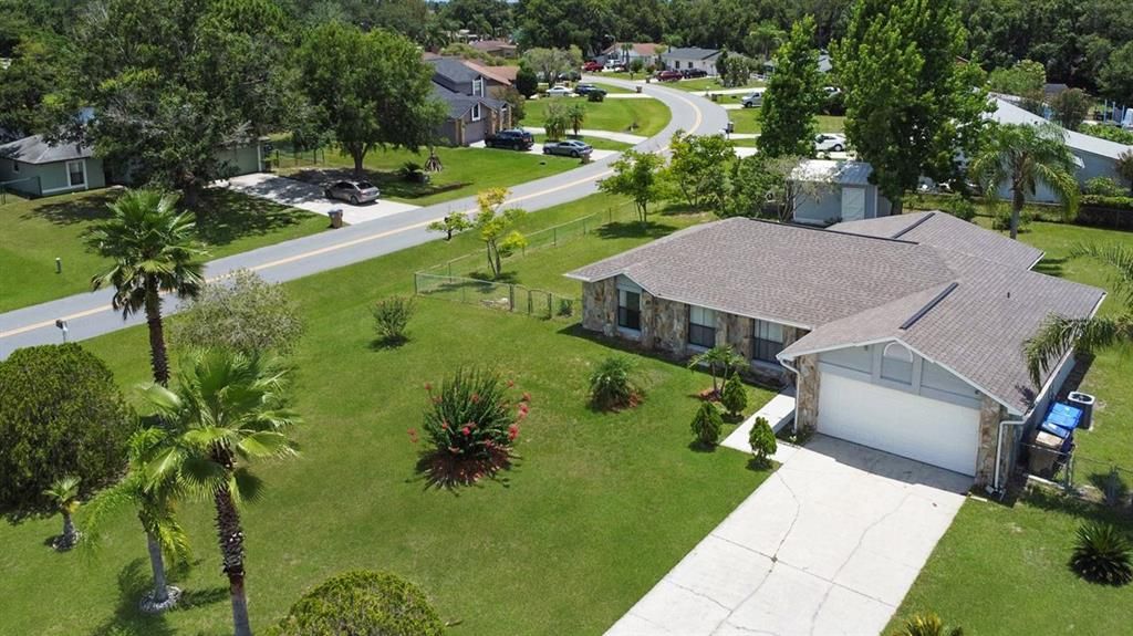 Active With Contract: $349,900 (3 beds, 2 baths, 1838 Square Feet)