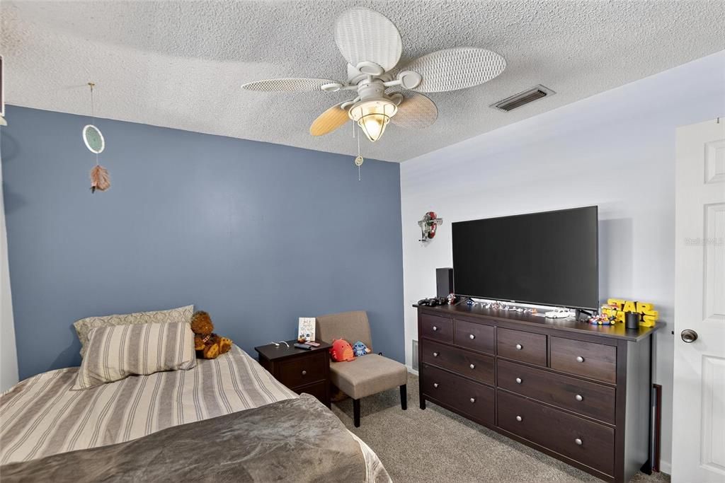 En Venta: $425,000 (3 camas, 2 baños, 1742 Pies cuadrados)