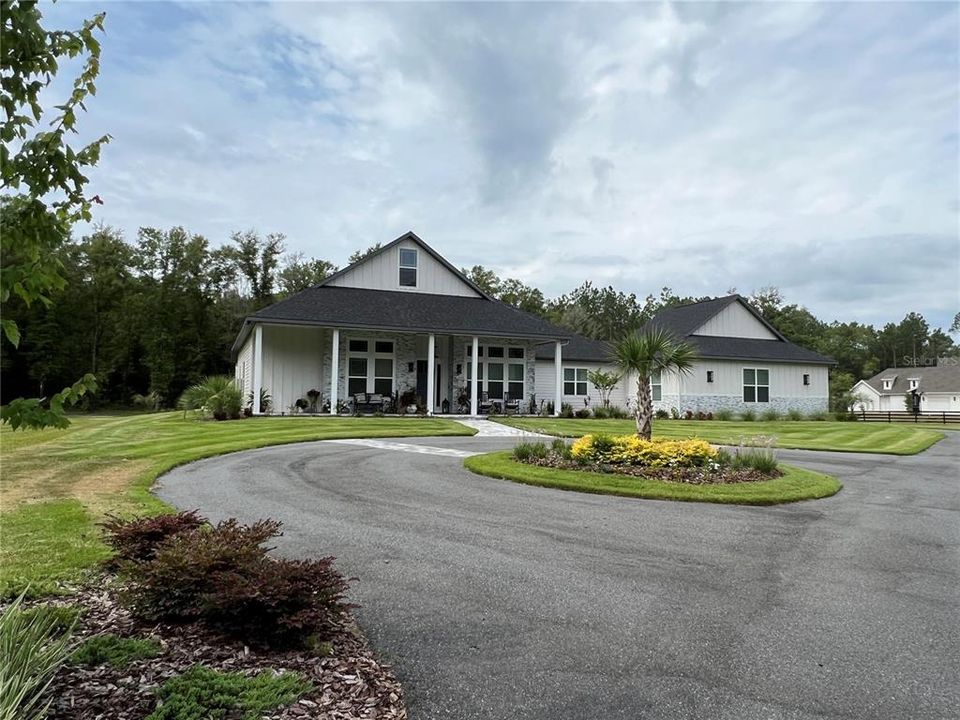 En Venta: $1,599,000 (4 camas, 4 baños, 3868 Pies cuadrados)