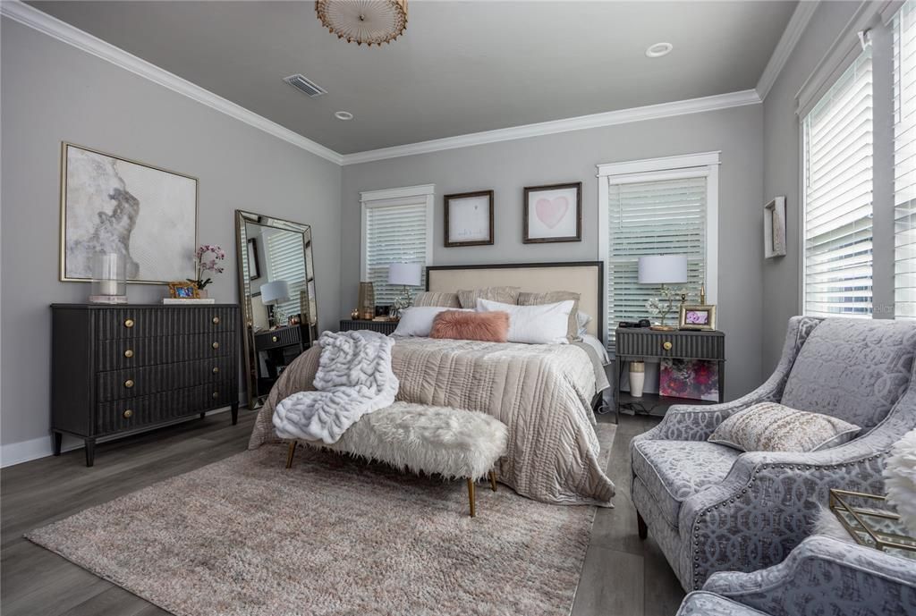 En Venta: $1,599,000 (4 camas, 4 baños, 3868 Pies cuadrados)