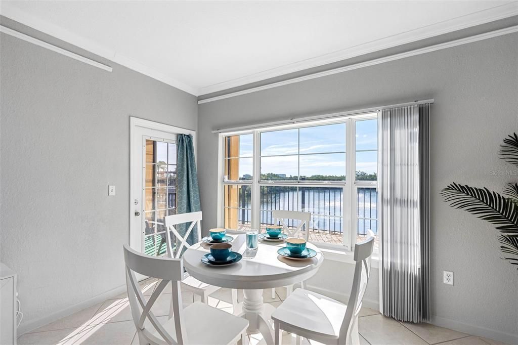 На продажу: $229,000 (1 спален, 1 ванн, 890 Квадратных фут)