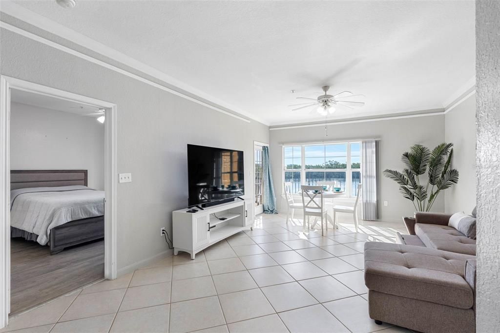 На продажу: $229,000 (1 спален, 1 ванн, 890 Квадратных фут)