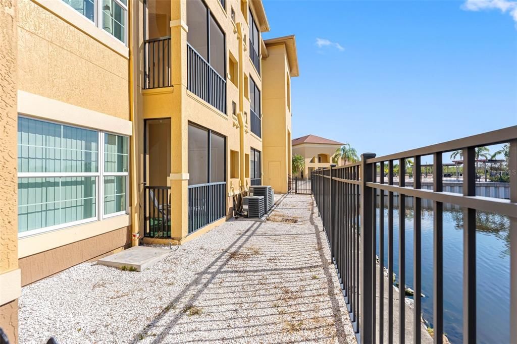 На продажу: $229,000 (1 спален, 1 ванн, 890 Квадратных фут)