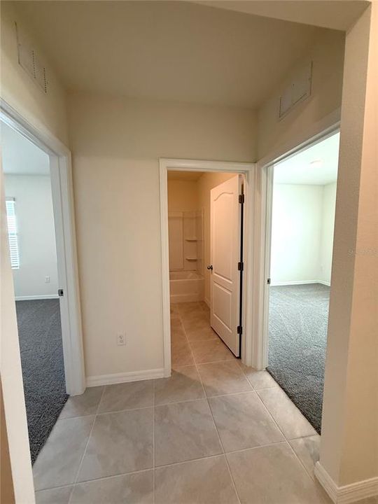 For Rent: $2,100 (4 beds, 2 baths, 1828 Square Feet)