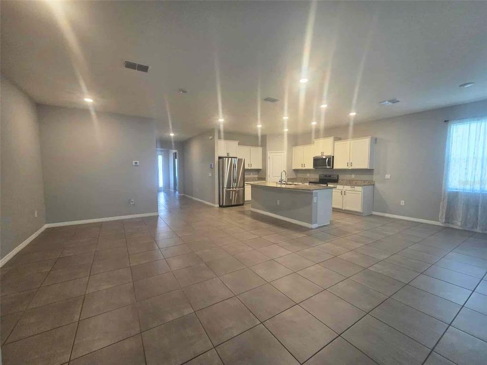 Active With Contract: $2,700 (4 beds, 2 baths, 2045 Square Feet)