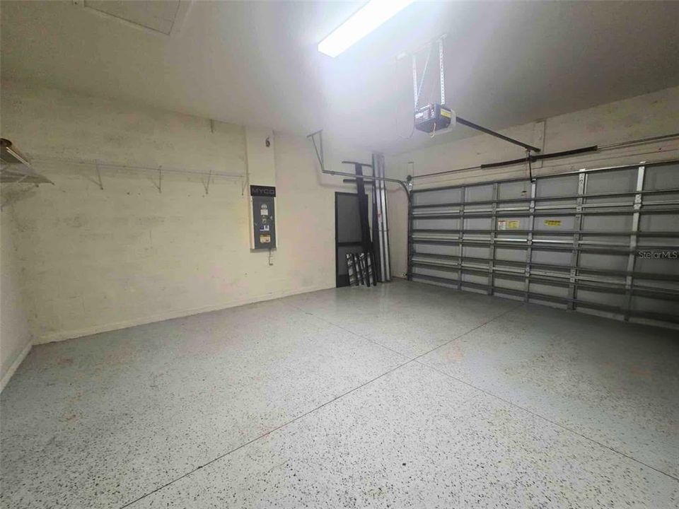 Active With Contract: $2,700 (4 beds, 2 baths, 2045 Square Feet)