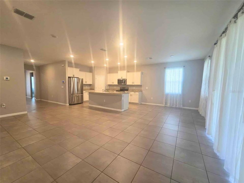 Active With Contract: $2,700 (4 beds, 2 baths, 2045 Square Feet)
