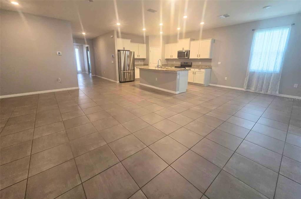 Active With Contract: $2,700 (4 beds, 2 baths, 2045 Square Feet)