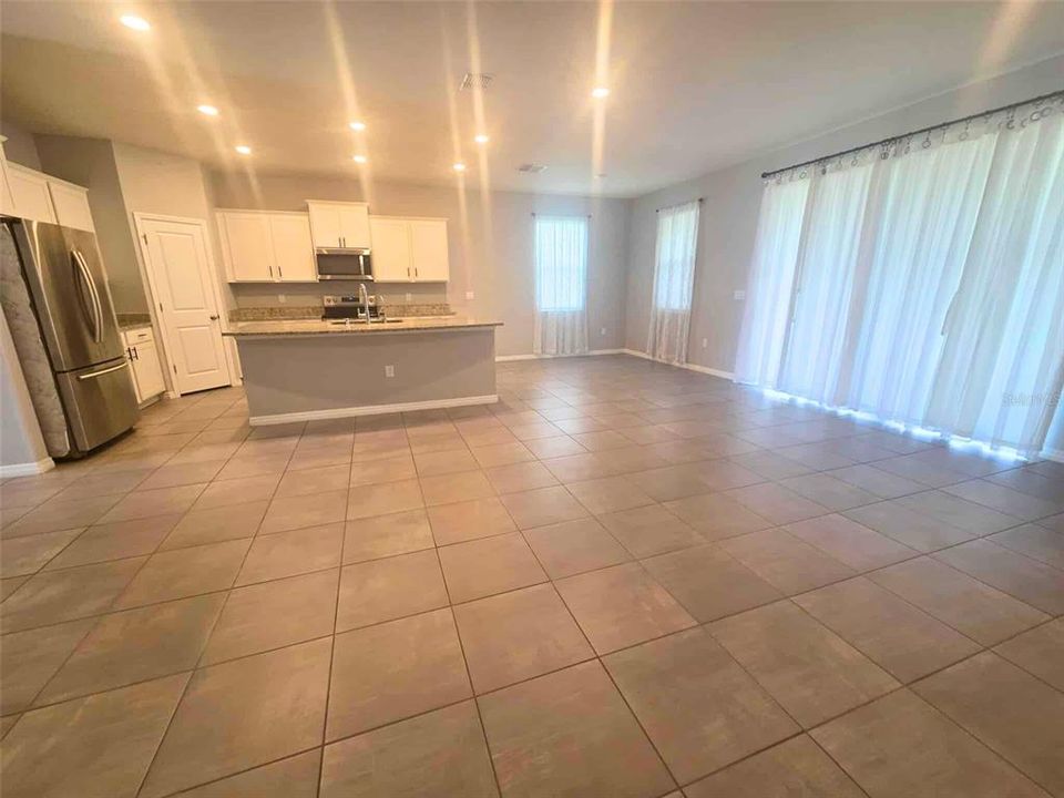 Active With Contract: $2,700 (4 beds, 2 baths, 2045 Square Feet)