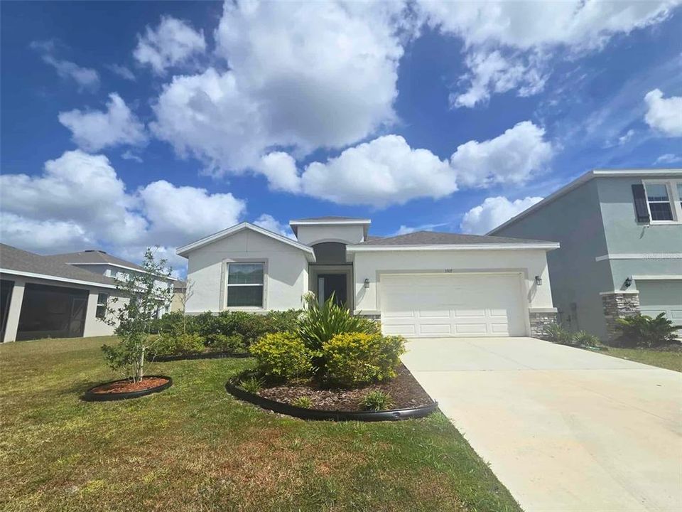 Active With Contract: $2,700 (4 beds, 2 baths, 2045 Square Feet)