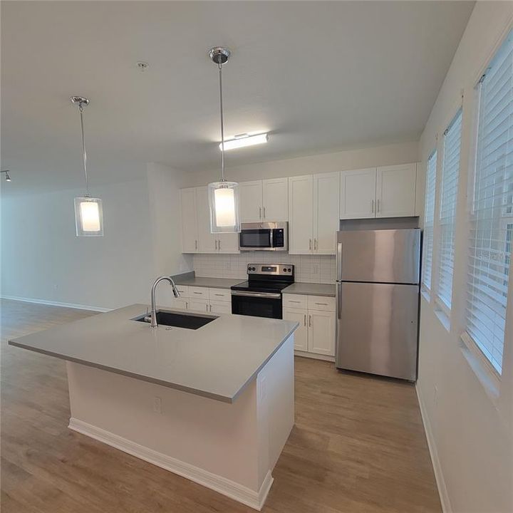 В аренду: $1,955 (2 спален, 2 ванн, 1222 Квадратных фут)