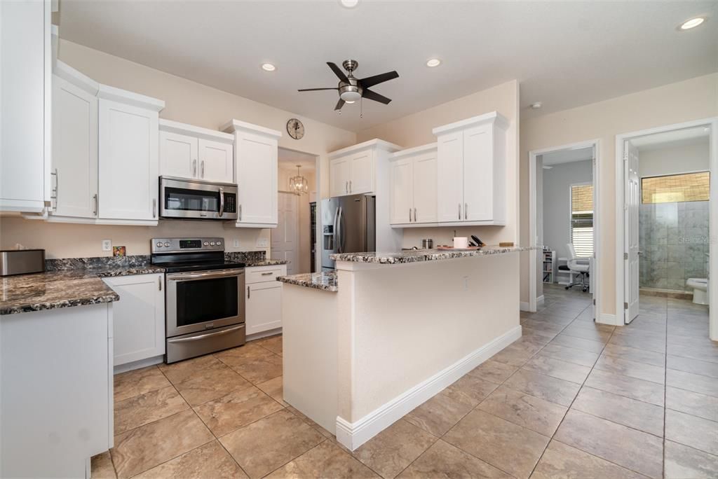 For Sale: $525,000 (3 beds, 2 baths, 1777 Square Feet)