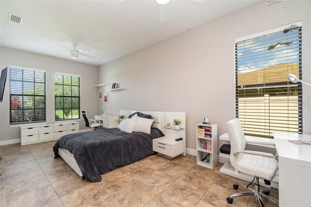 For Sale: $525,000 (3 beds, 2 baths, 1777 Square Feet)