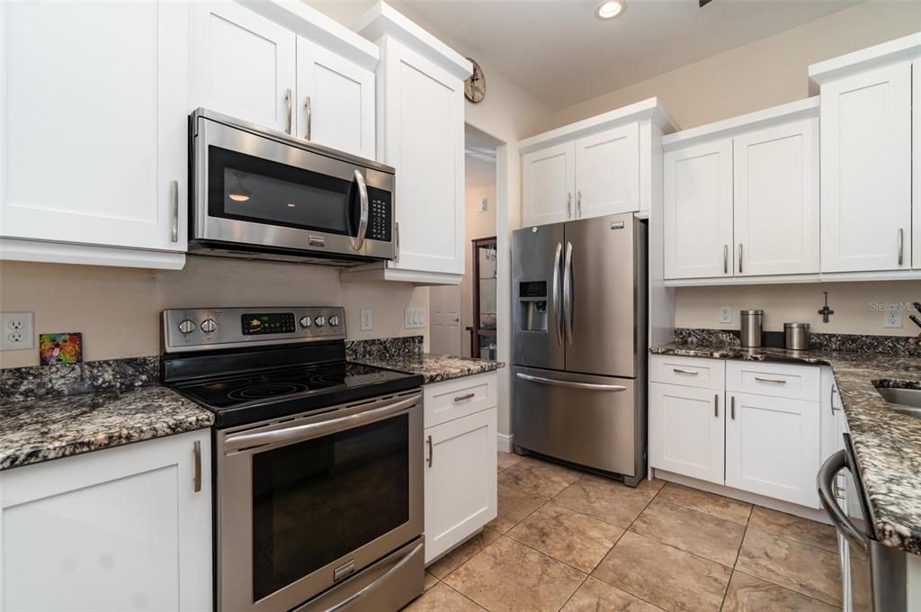 For Sale: $525,000 (3 beds, 2 baths, 1777 Square Feet)