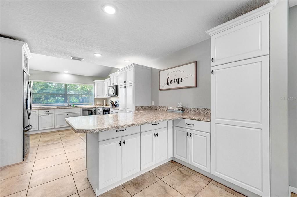 For Sale: $695,000 (4 beds, 2 baths, 2372 Square Feet)