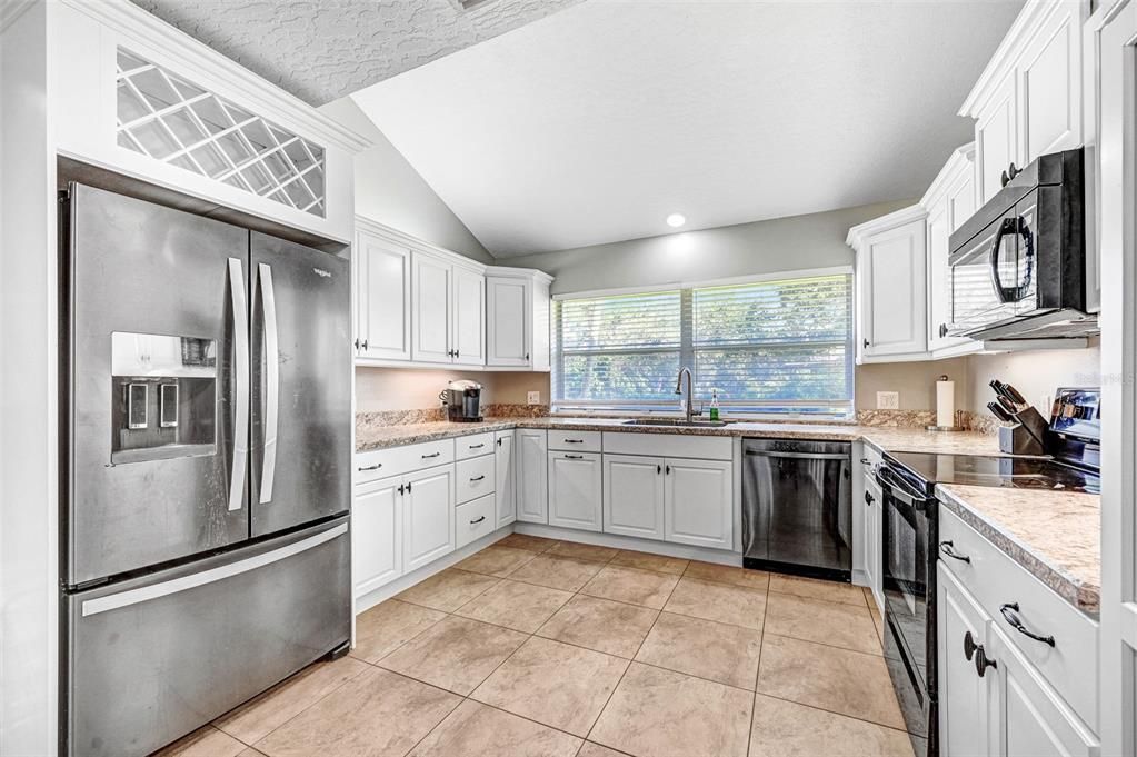 For Sale: $695,000 (4 beds, 2 baths, 2372 Square Feet)