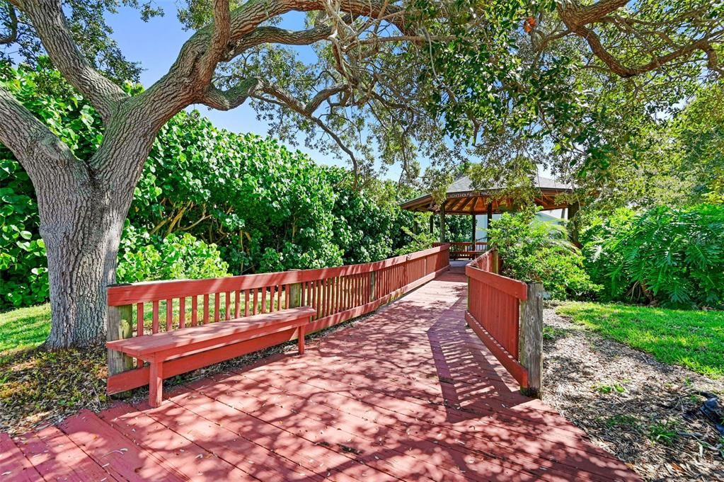 For Sale: $695,000 (4 beds, 2 baths, 2372 Square Feet)