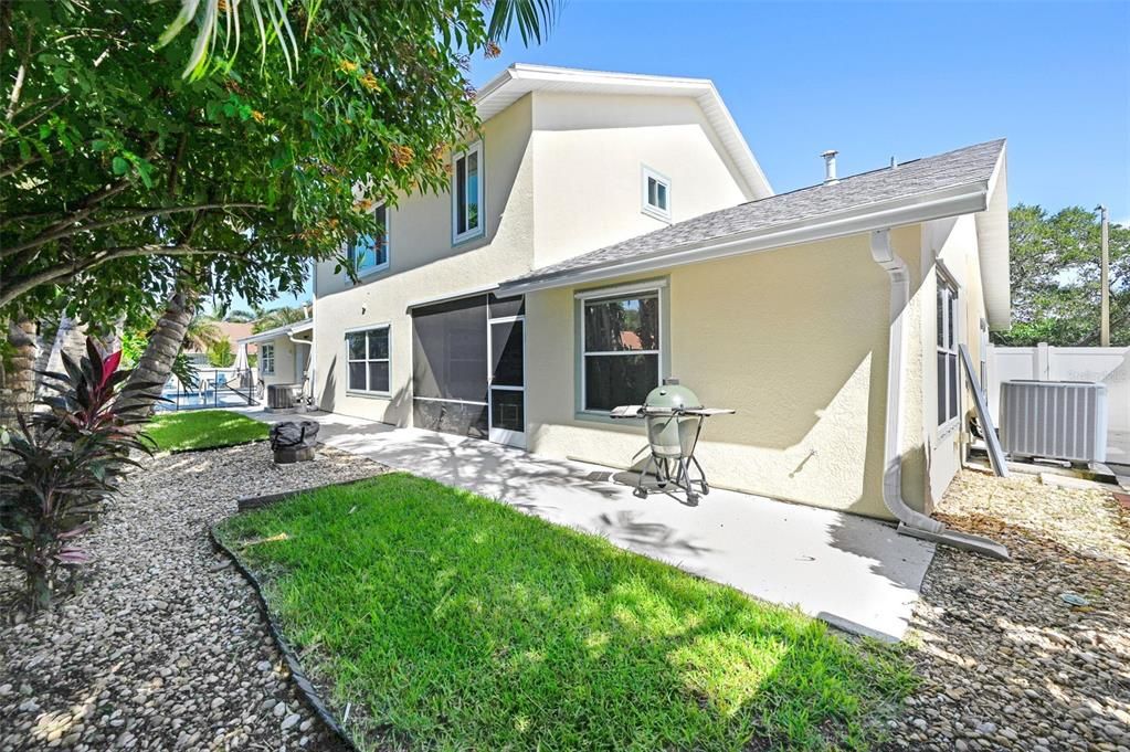 For Sale: $695,000 (4 beds, 2 baths, 2372 Square Feet)
