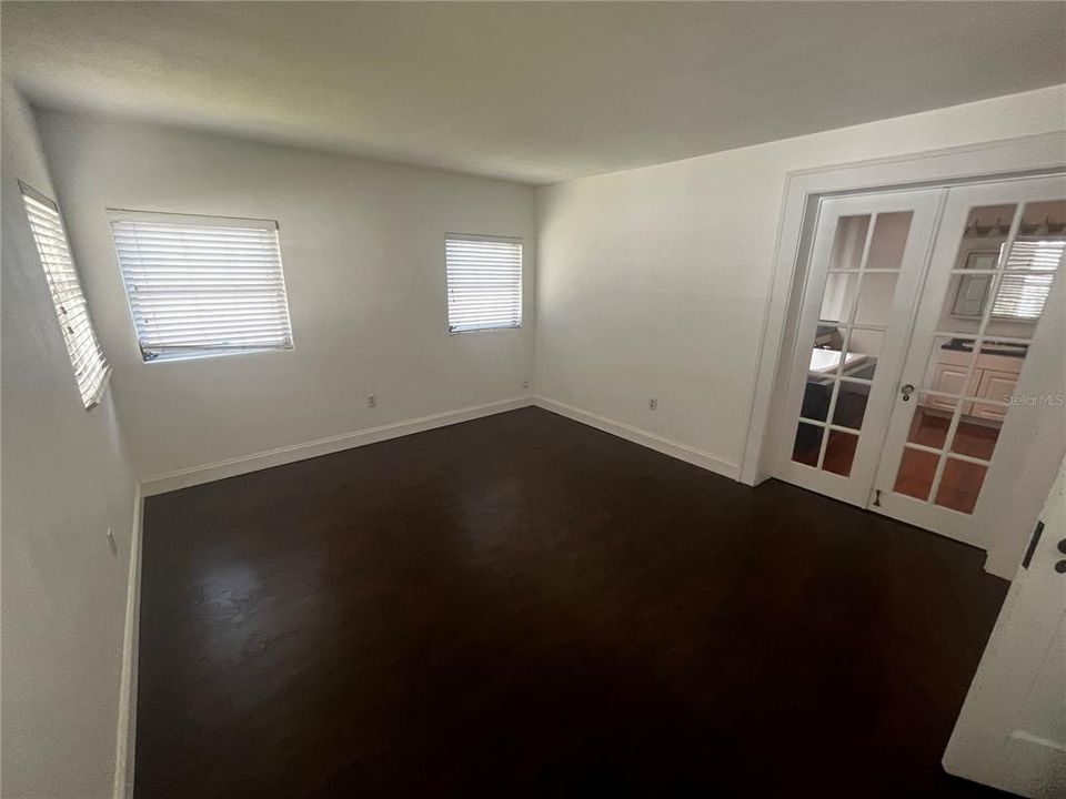 В аренду: $2,850 (2 спален, 2 ванн, 1218 Квадратных фут)