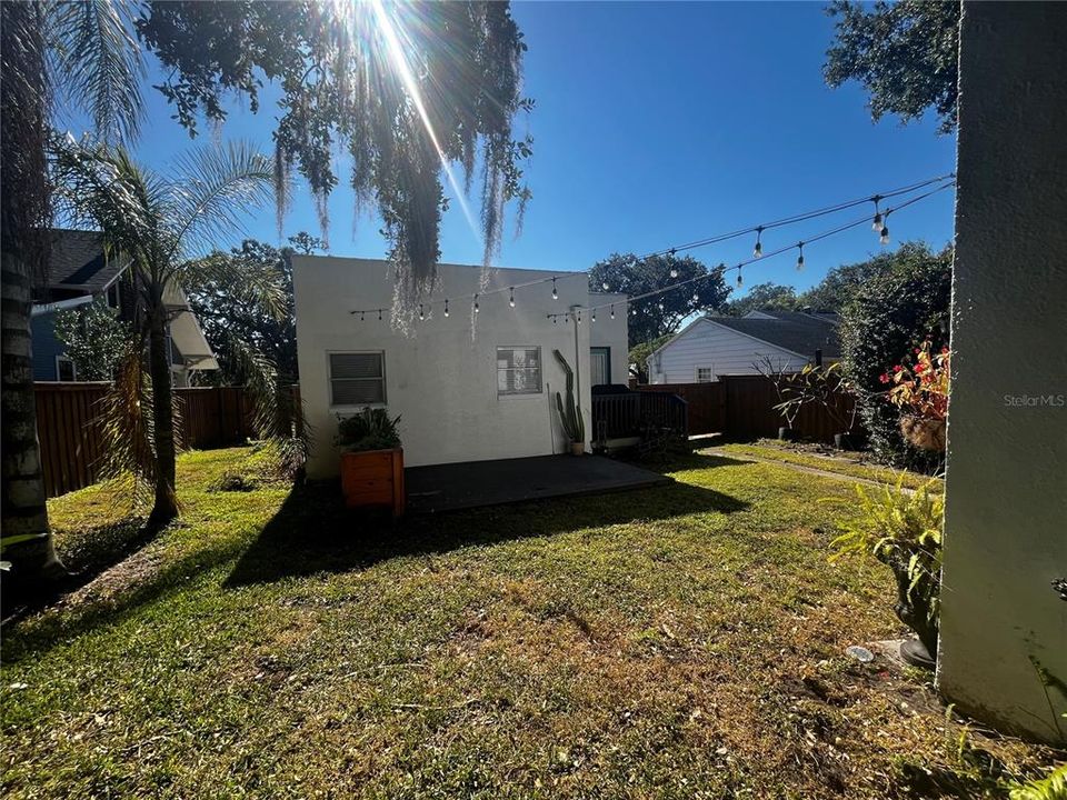 В аренду: $2,850 (2 спален, 2 ванн, 1218 Квадратных фут)