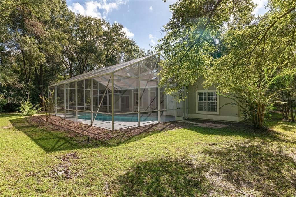 Под контрактом: $585,000 (4 спален, 3 ванн, 2497 Квадратных фут)