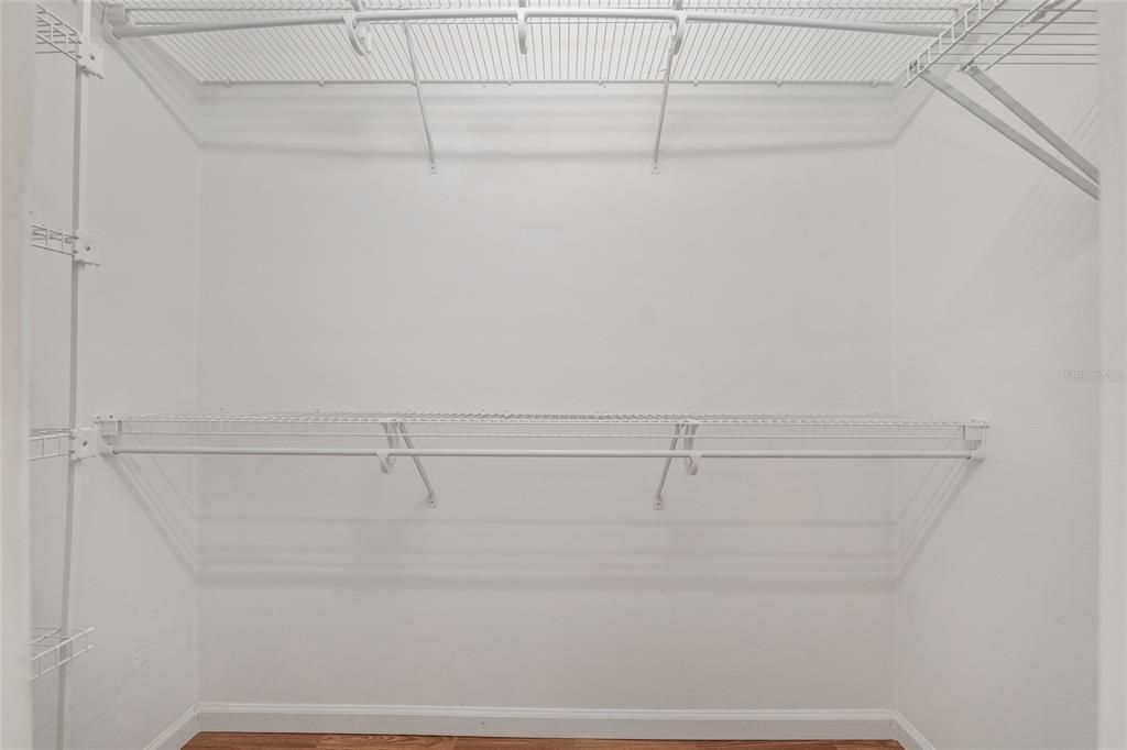 Под контрактом: $585,000 (4 спален, 3 ванн, 2497 Квадратных фут)