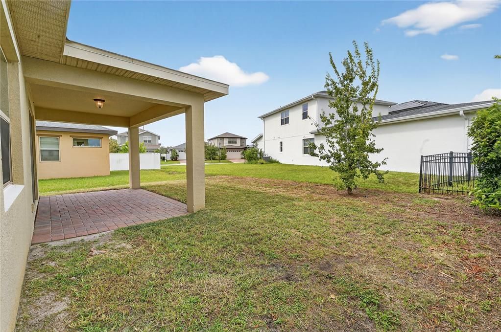 出租: $2,500 (4 贝兹, 3 浴室, 2561 平方英尺)