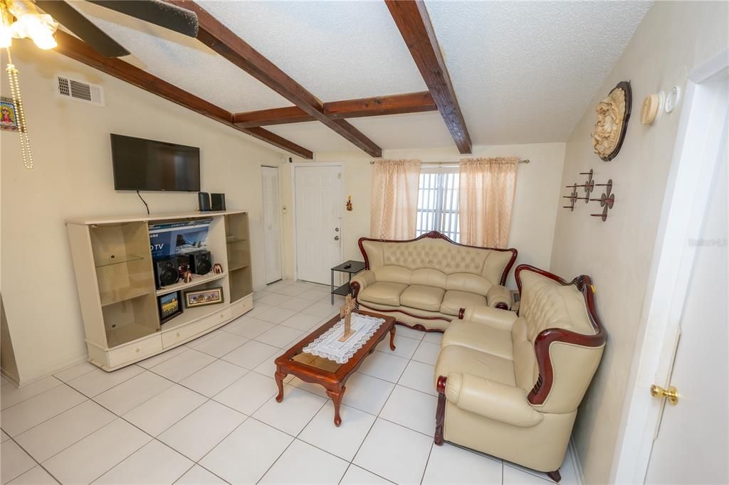 待售: $340,000 (3 贝兹, 2 浴室, 1222 平方英尺)