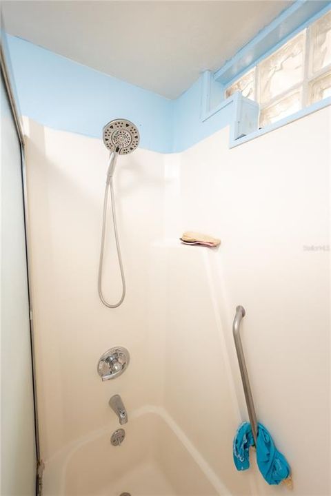 待售: $340,000 (3 贝兹, 2 浴室, 1222 平方英尺)