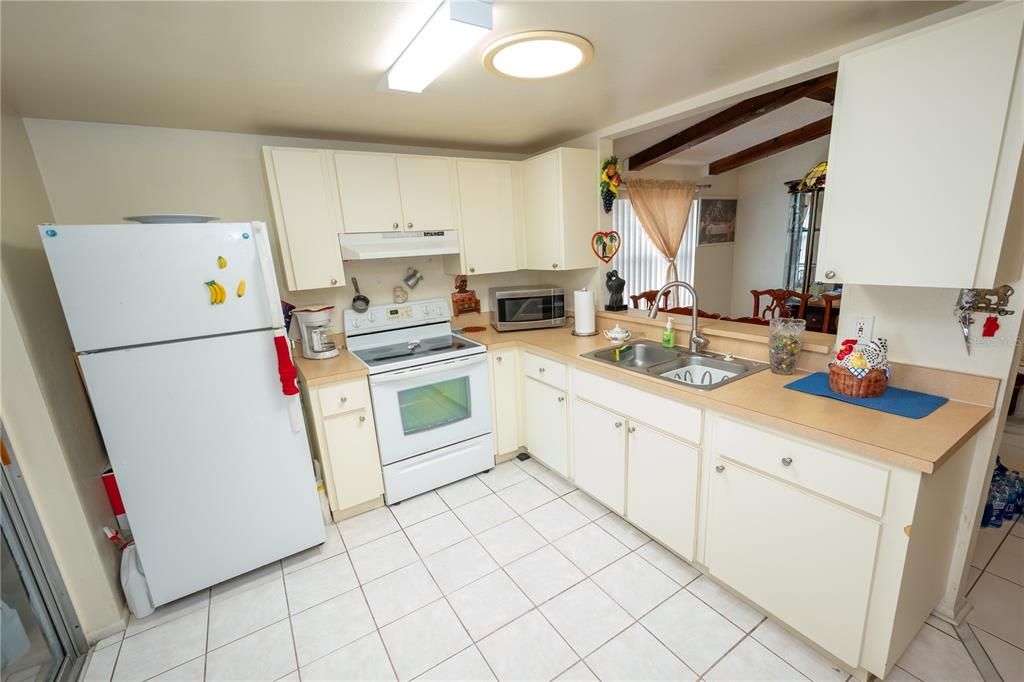 待售: $340,000 (3 贝兹, 2 浴室, 1222 平方英尺)