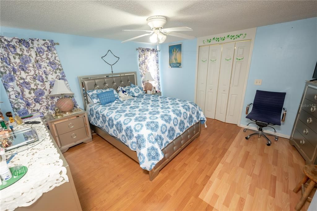 待售: $340,000 (3 贝兹, 2 浴室, 1222 平方英尺)