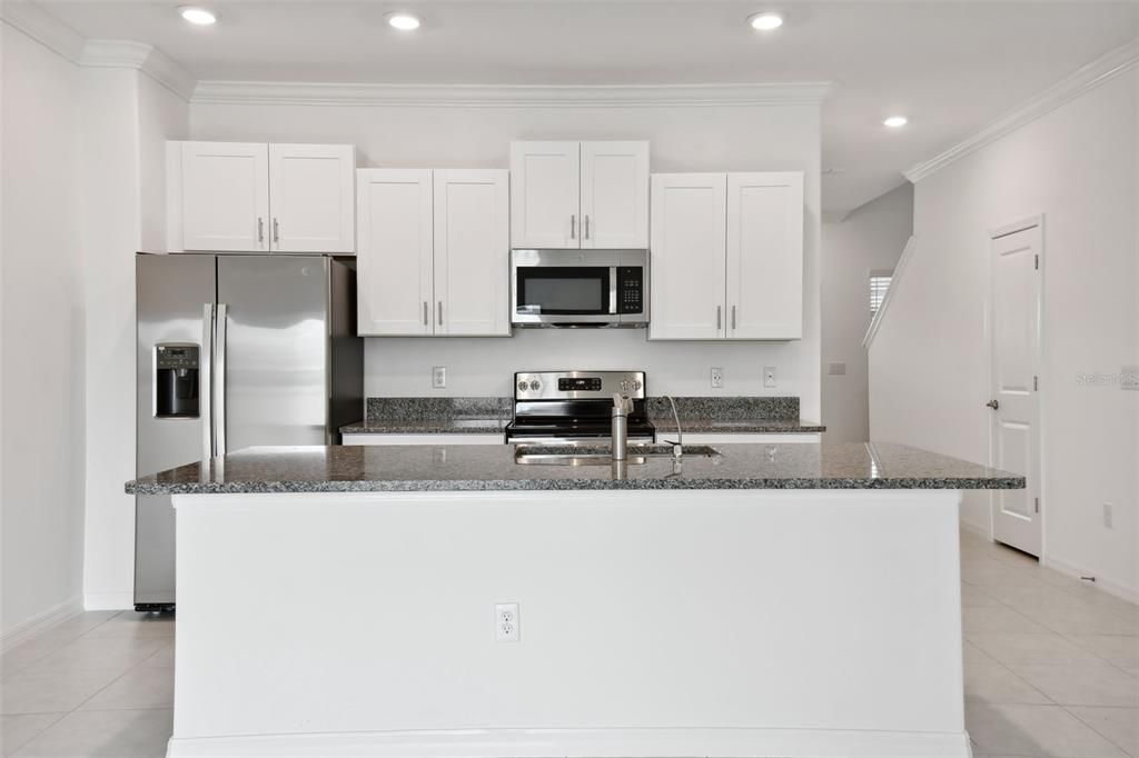 待售: $295,000 (3 贝兹, 2 浴室, 1601 平方英尺)