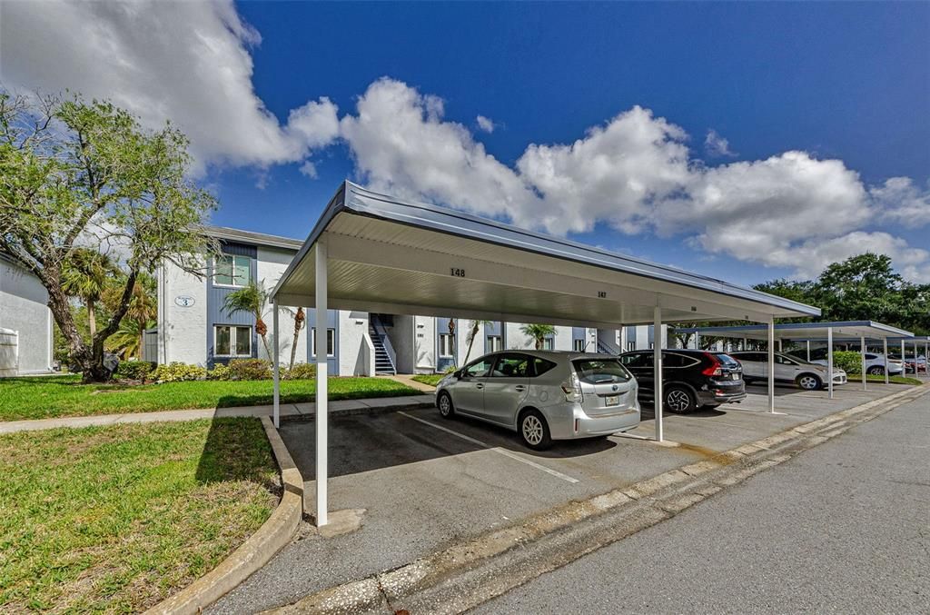 合同活跃: $3,000 (2 贝兹, 2 浴室, 1053 平方英尺)